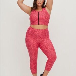 Torrid Cropped Active Side Pocket Legging - Pink Leopard